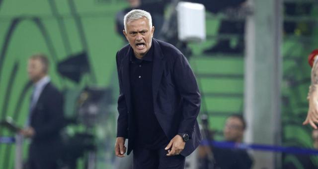1200-L-as-roma-jos-mourinho-entraneur-de-tous-les-records.jpg